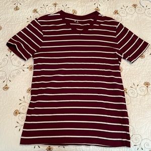 Mens Gap V-Neck Tee